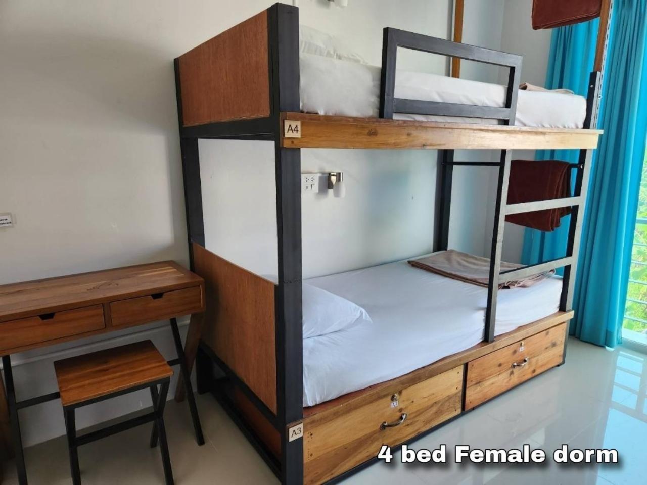 Theppahrak Hostel Khaolak Кхаулак Номер фото