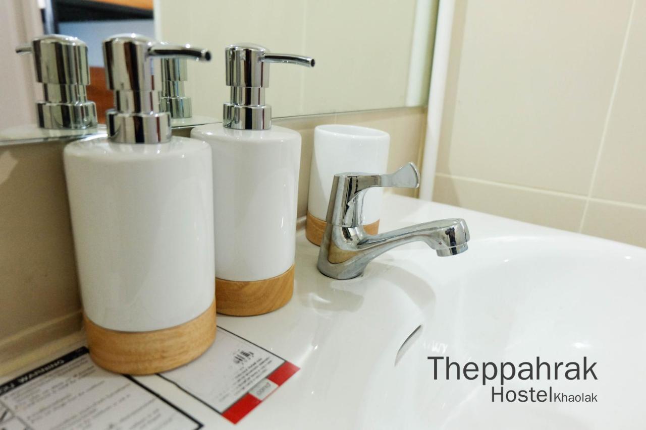 Theppahrak Hostel Khaolak Кхаулак Экстерьер фото